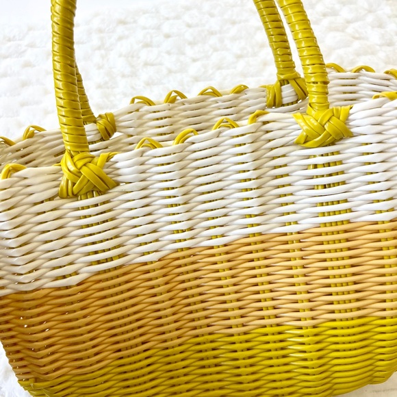 Yellow Medium Deep Woven Recyclyed Plastic High Capacity Handbag - Picture 5 of 10